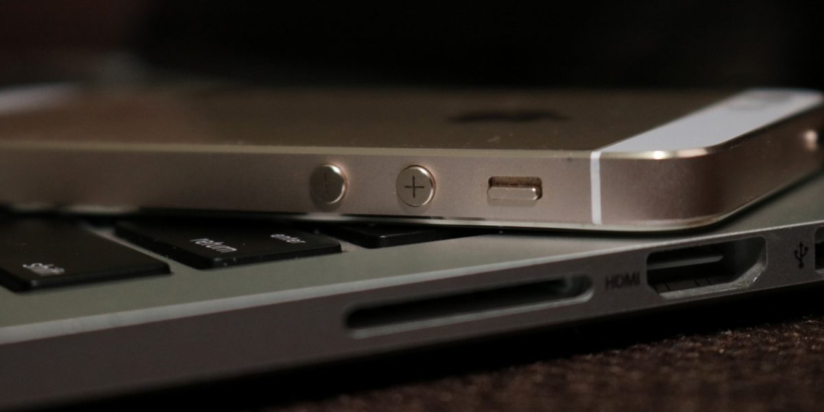 Telefonul vechi, pericol ascuns: Cum eviți incendiul în România