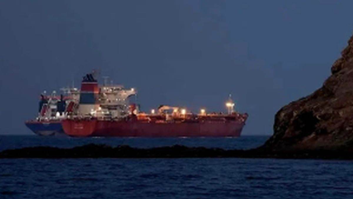 Armata iraniană a anunțat sâmbătă că navele irakiene pot tranzita liber Strâmtoarea Ormuz, o zonă strategică crucială pentru traficul mondial de petrol și mărfuri, după aproape doi ani de blocadă impusă de Teheran