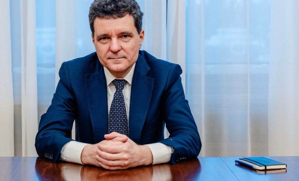 Președintele Nicuşor Dan a declarat luni, cu ocazia Zilei Internaționale a Romilor, că pentru o integrare reală a comunităților rome în societate este esențial accesul egal la educație