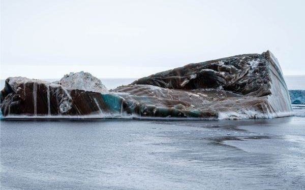 Încălzirea globală amenință Antarctica: Pierderi masive de gheață până în anul 2300 Până în anul 2300, încălzirea globală ar putea dezgheța o suprafață de teren în Antarctica comparabilă cu cea a statului american Pennsylvania