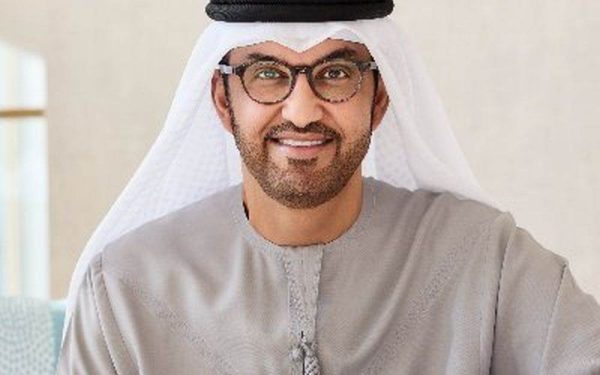 Emiratele Arabe Unite avertizează: Restricționarea Strâmtorii Ormuz e ilegală