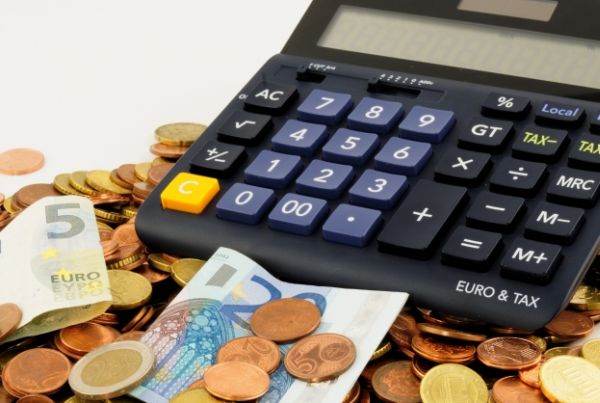 EURO se scumpește: Cursul atinge pragul de 5,0987 lei