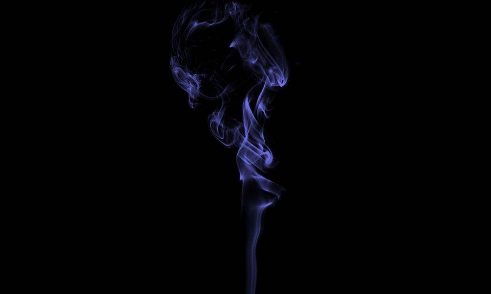 BAT: Contrabanda cu țigări golește bugetul României de 2,5 miliarde lei