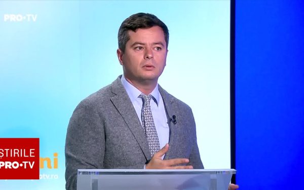 Expert: Leadership-ul de acum 10 ani nu mai are loc în era digitală, iar cuvântul devine cea mai mare armă în fața inteligenței artificiale Într-o discuție recentă, Ionuț Stanimir, specialist în leadership și expert în transformări digitale, a atras atenția asupra necesității unei revizuiri radicale a conceptelor de conduită și organizare în contextul evoluției tehnologice