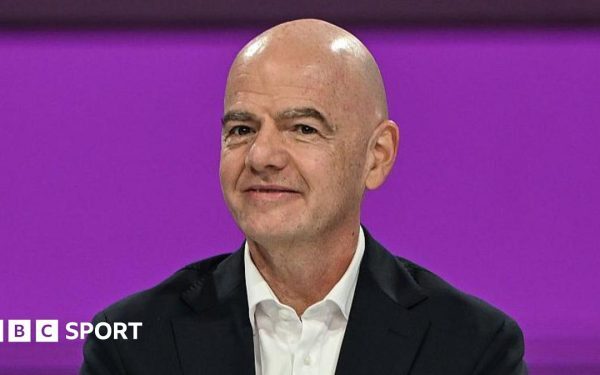 Iran va participa la Campionatul Mondial din Qatar, iar meciurile lor vor fi disputate în Statele Unite, conform anunțului oficial făcut de președintele FIFA, Gianni Infantino