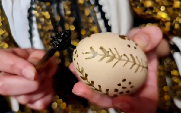 expoziție de încondeiat ouă la Muzeul Țăranului cu “Geometria lumii nevăzute”