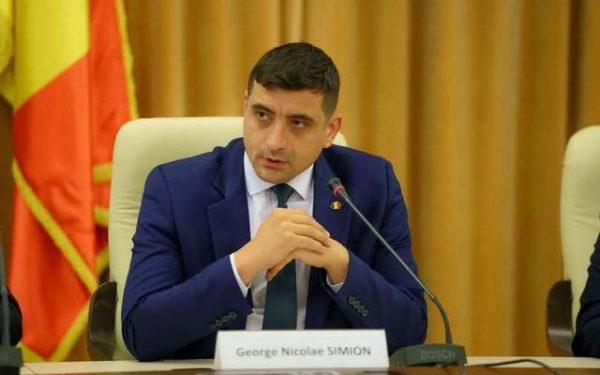 Simion (AUR): Nicio alianță cu PSD sau PNL. Vrea anticipate, votul poporului