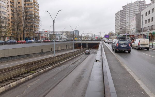 Pasajul Victoria va fi supus unei ample lucrări de consolidare și modernizare, în cadrul unui proiect menit să îmbunătățească siguranța și infrastructura principalului punct de tranzit din București