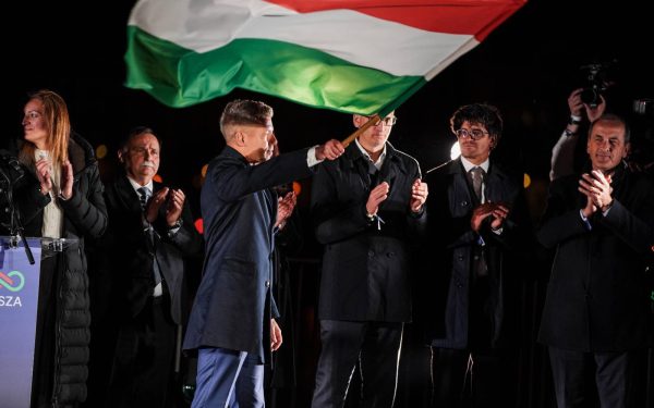 Înfrângerea lui Viktor Orban, un semnal de alarmă pentru UE? Analiza NYTimes