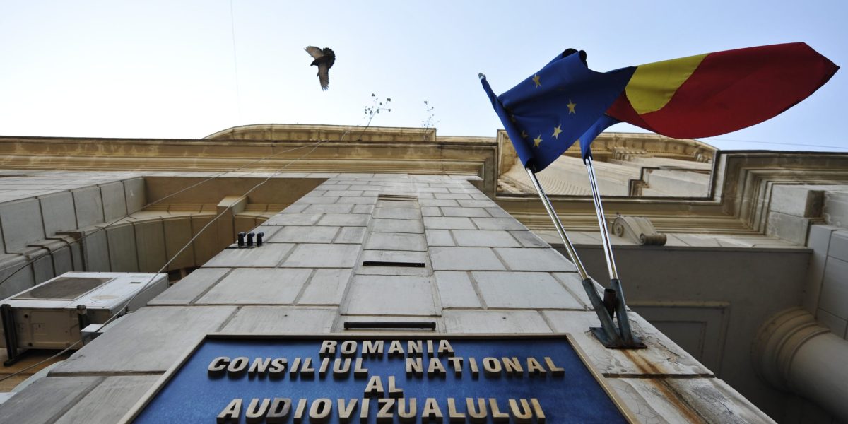 CNA a retras licența Gold FM din cauza neplății amenzii Consiliul Național al Audiovizualului (CNA) a decis marți să revoce licența radioului Gold FM, deținut de fiica analistului politic Cozmin Gușă