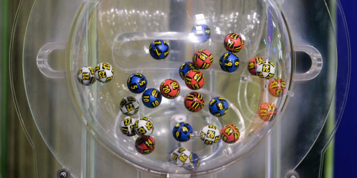 Câștigătorul fabulosului premiu Loto România, un milion: Cine este norocosul