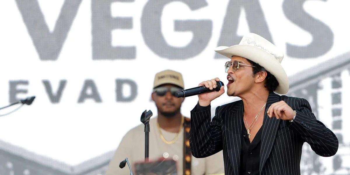 Noul rege din Las Vegas, sărbătorit cu paradă pe Strip