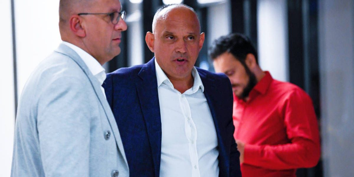 Prunea a asistat: Selymes, schimbare șoc la 10 minute după introducere!