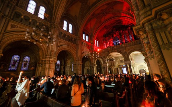 În Săptămâna Mare, perioada cuprinsă între Florii și Sâmbăta Mare, credincioșii ortodocși din România se pregătesc pentru cea mai importantă sărbătoare a creștinătății, Paștele