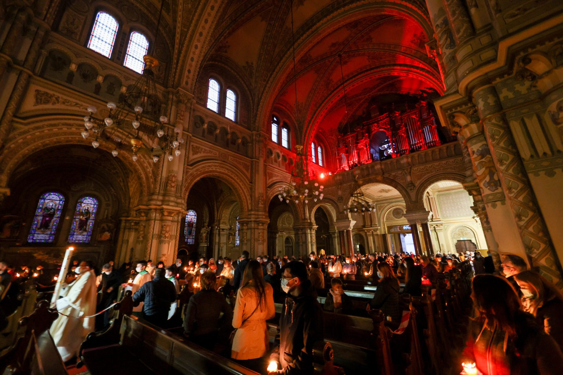 Paște 2026: Tradiții, obiceiuri și ce NU ai voie să faci în ziua Învierii