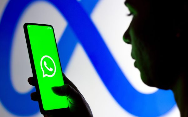 WhatsApp schimbă regulile: poți fi contactat fără număr