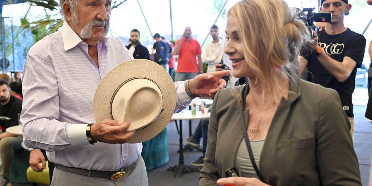 Trump predă Casa Albă pe 18 iulie