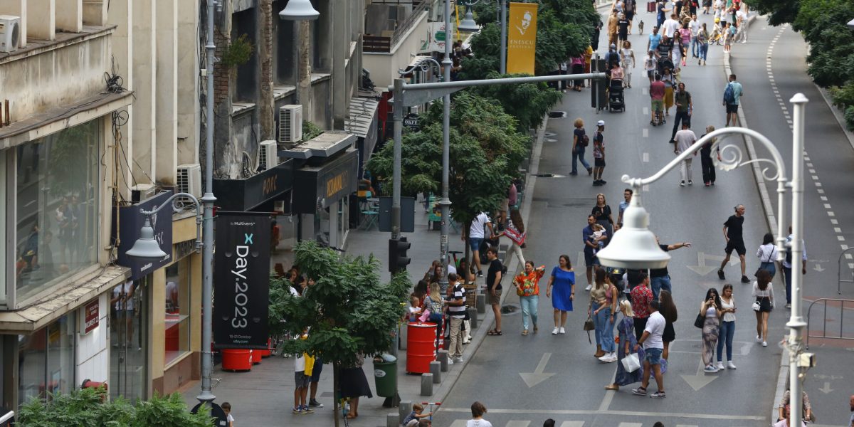 București: Iancu Jianu și PIAȚA Hitler pe plăcuțe. Scandalul străzilor!