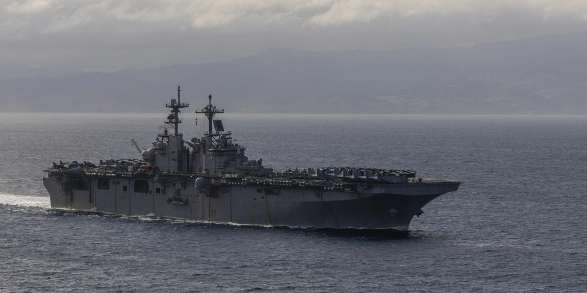 Flotilă americană, în premieră prin Strâmtoarea Ormuz: Tensiuni cu Iranul cresc