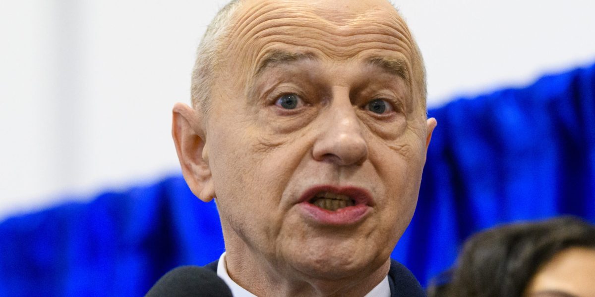 Organizația Tratatului Atlanticului de Nord (NATO) marchează, în 2026, 77 de ani de la înființare, într-un context internațional marcat de incertitudini și provocări multiple