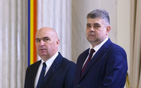 Ciolacu, gest neașteptat: „Du-te, Ilie!”, scandare din fotbal pentru Bolojan