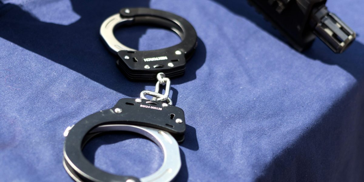 Un cetățean turc în vârstă de 45 de ani a fost reținut în urma unei alte capturi de mare amploare a traficului internațional de droguri, după ce polițiștii au descoperit în flagrant 30 de kilograme de cocaină