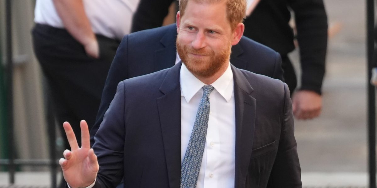 ONG african dă în judecată pe Prințul HARRY: Prejudiciu de imagine grav