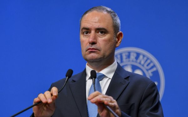 Ministrul Culturii, Lucian Nazare, anunță o revizuire majoră a legislației privind timbrul muzical, promisiune care vizează o gură de oxigen pentru sectorul cultural și artiști