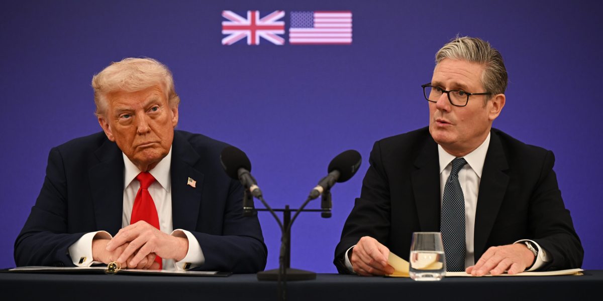 Keir Starmer: Rămânerea în NATO servește SUA, spune premierul britanic