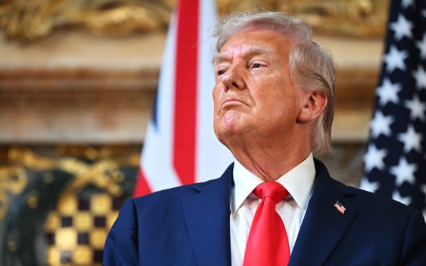 Trump sfidează Vaticanul: Refuză să își ceară scuze Papei Leon