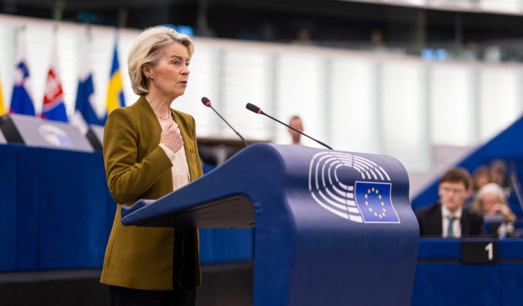 Bruxelles, atac la hărțuitori: VERIFICAREA vârstei minorilor online, obligatorie