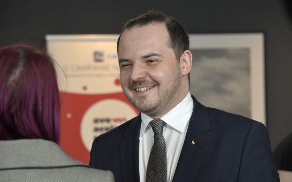 Rogobete, decizie istorică: rezidenții, plătiți pentru munca suplimentară!