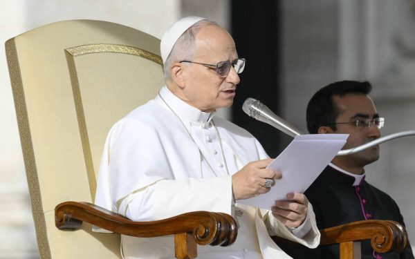 Trump, atac dur la adresa Papei: Politica externă, un dezastru