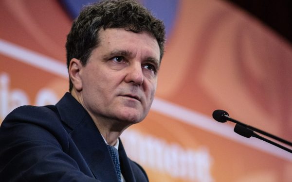 Societatea Timișoara cere ajutor lui Nicușor Dan pentru Bolojan, în conflictul cu PSD