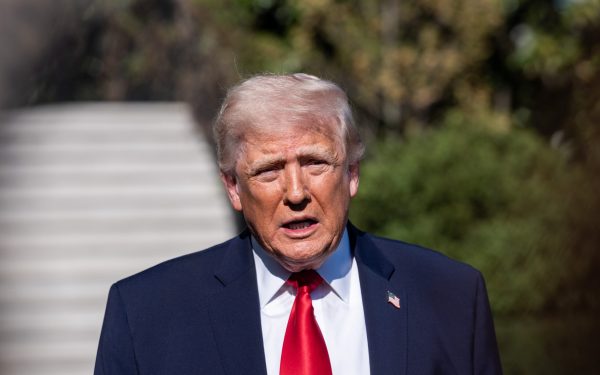 Trump, amenințări GRELE la adresa Iranului: „Distrugem podurile şi centralele”