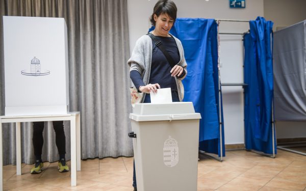 URU, sub pragul electoral în Ungaria: Niciun partid al minorităților în Parlament