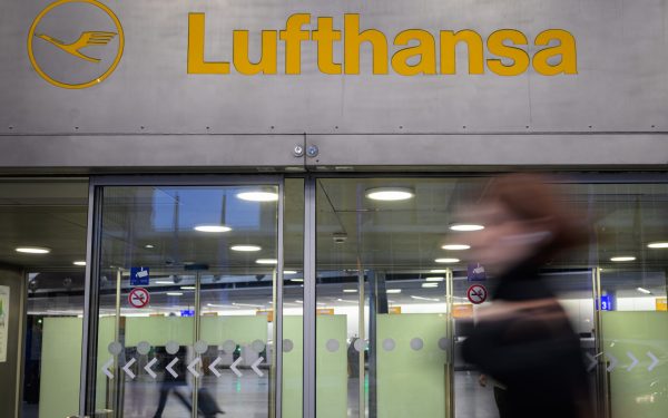 MAE avertizează: Grevele din Germania perturbă zborurile, atenție la călătorii