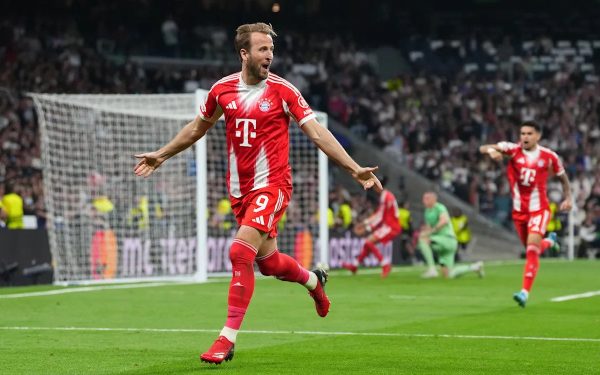 HARRY Kane, Lecția Continuă la Munchen: Un Model de Performanță Căpitanul naționalei Angliei, HARRY Kane, continuă să strălucească în Bavaria, devenind deja un simbol al excelenței pentru clubul german