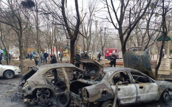 O zonă industrială din apropierea unei mari rafinării de petrol din Rusia a fost avariată în urma unui atac cu drone, conform declarațiilor oficiale