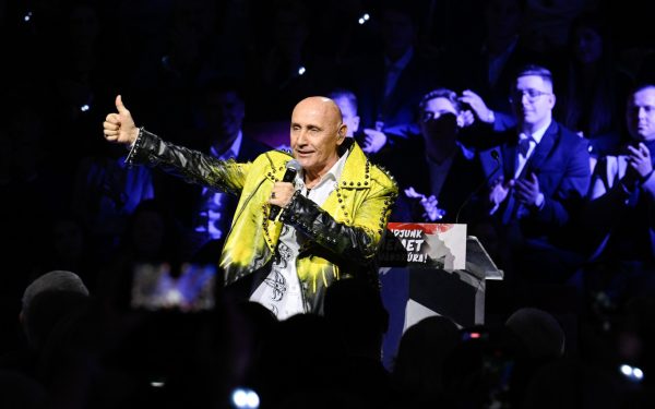 Pataky Attila, Kis Grofo, Curtis și Der Heni: Vedete pe scenă, hituri garantate