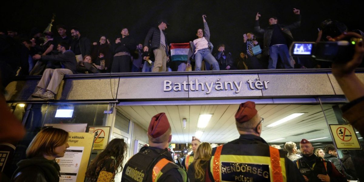 Budapesta, în sărbătoare după eșecul lui Orban: „A fost un masacru electoral”