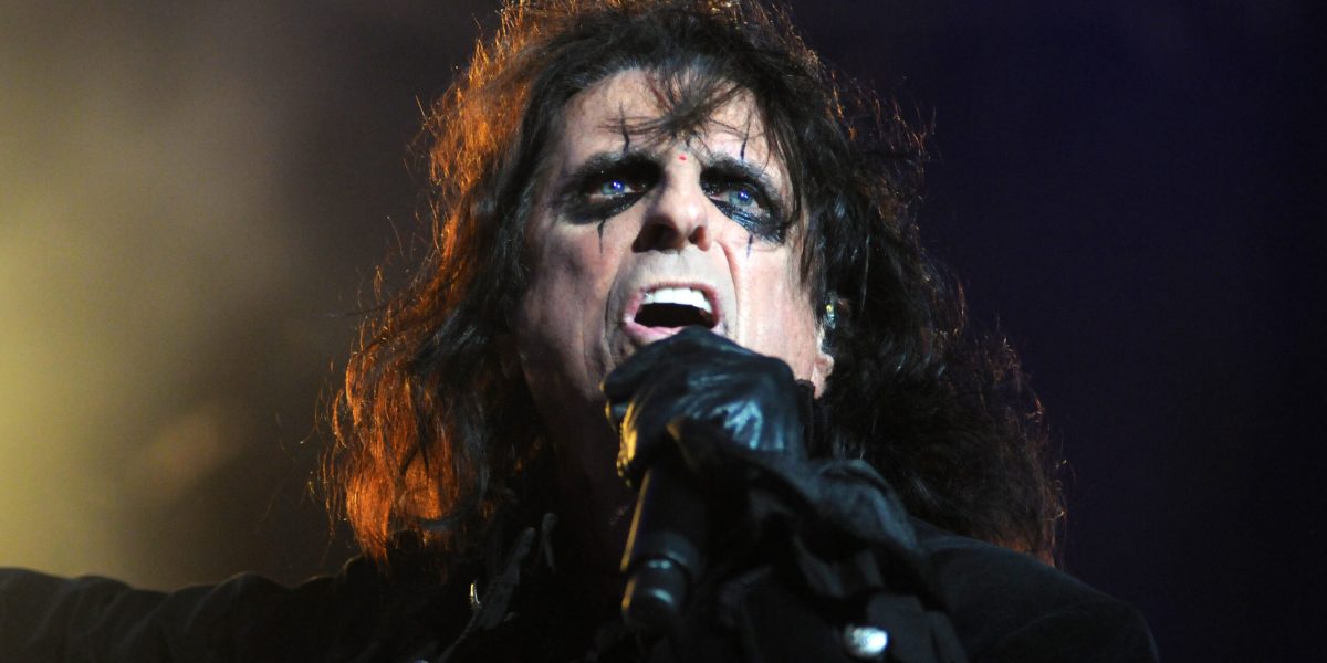Alice Cooper, eroul neașteptat: A salvat Hollywood Sign de la ruină!