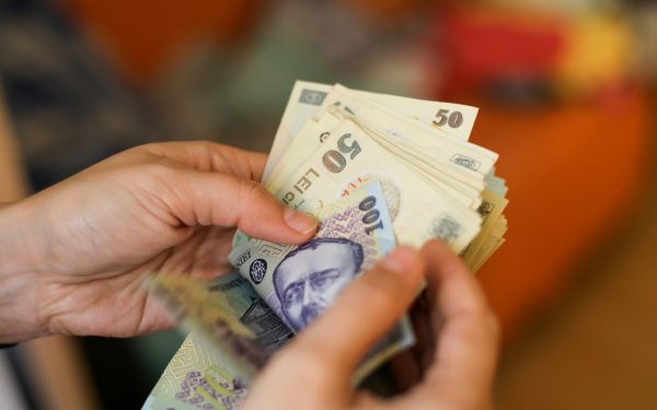 Alocațiile și indemnizațiile sociale vor fi plătite mai devreme în această lună, astfel încât beneficiarii vor primi banii înainte de Paște, a anunțat Agenția Națională pentru Plăți și Inspecție Socială (ANPIS)