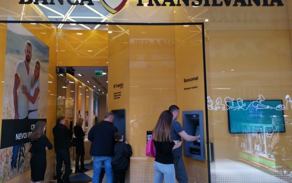 Banca Transilvania împrumută un miliard de euro, afacere uriașă
