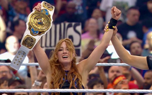 Becky Lynch, victorie epică la WrestleMania 42: AJ Lee, învinsă