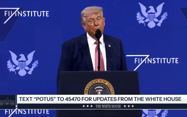 Trump, ultimatum Chinei: 50% taxe vamale dacă ajută Iranul militar