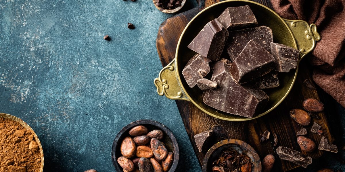 Ciocolata neagră: Bună pentru sănătate? Ce scrie pe ambalaj?