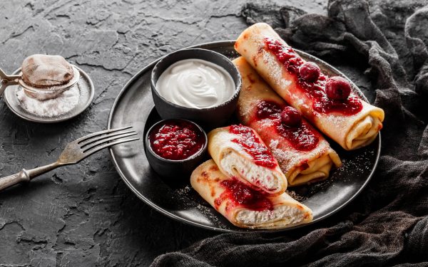 Clătite la cuptor cu brânză de vaci: desertul rapid pe care-l faci ușor!