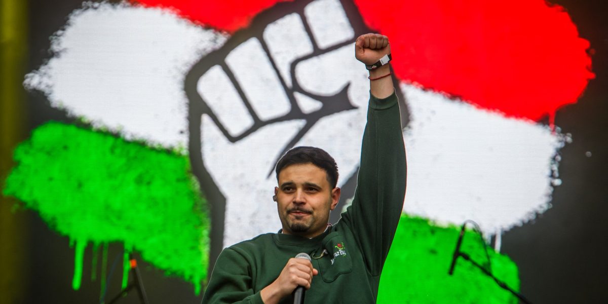 FOTOGALERIE: Budapesta, asaltată de 150.000 de oameni. Orban, pus la zid: „Demolați sistemul!”