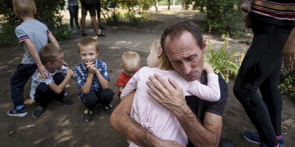 Copii ucraineni, măcel sângeros: Aproape 700 de morți, 20.000 duși ilegal